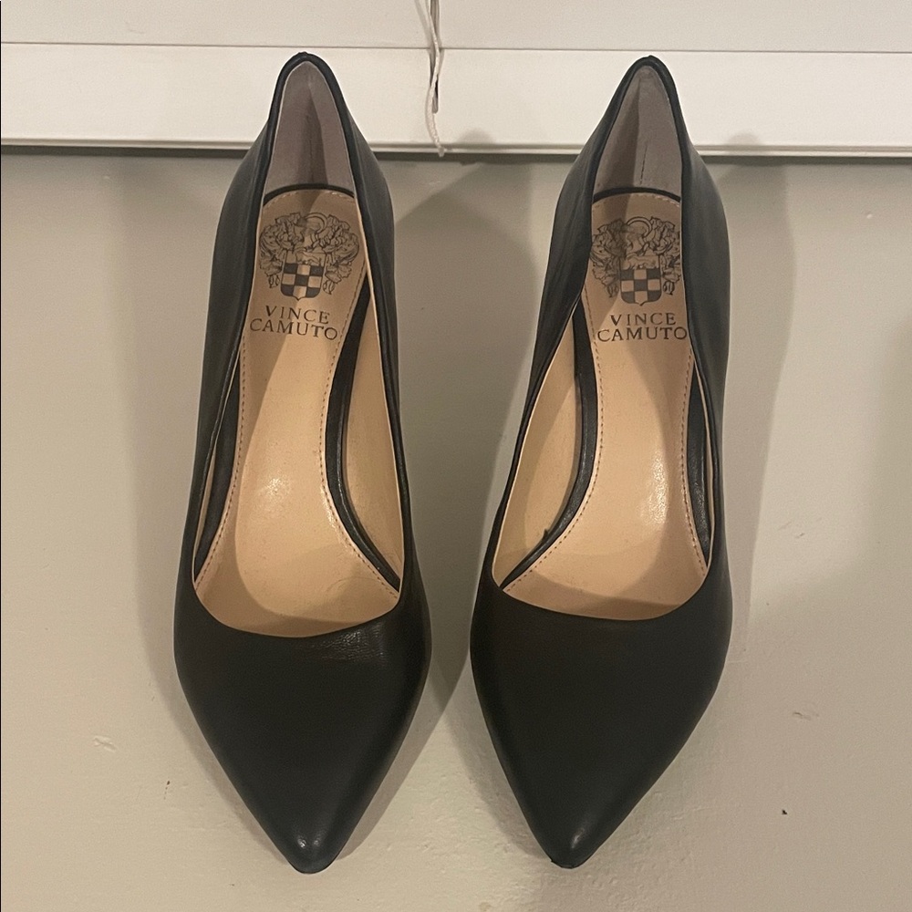 Vince Camuto Black Pointed Toe Heels